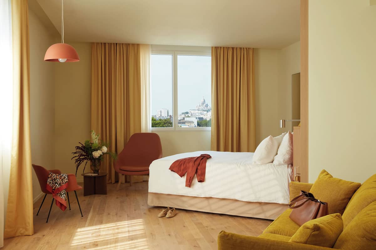 Family Premium Room including snacks & drinks self-service in the Lounge Club | View from room