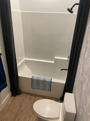 Towels, soap, shampoo