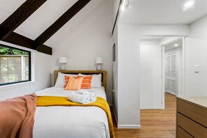 1 chambre, bureau, fer et planche à repasser, Wi-Fi gratuit