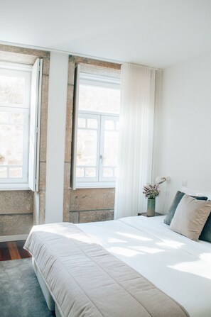 Premium House, Terrace, River View | Blackout curtains, iron/ironing board, free WiFi, bed sheets - Stay In Apartments (Porto)