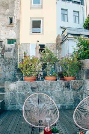 Premium-Haus, Terrasse, Flussblick | Terrasse/Patio