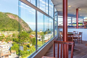 Interior entrance - Hotel Bel Air (Teresópolis)