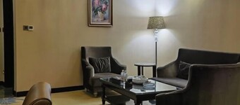 Weihua Internationai Hotel