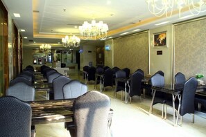 Unclassified image, 5 of 13, button - Weihua Internationai Hotel (Hui'an)