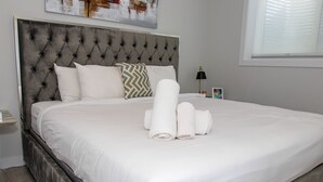 Unclassified image, 3 of 21, button - Beautiful furnished 2bedroom (Edmonton)