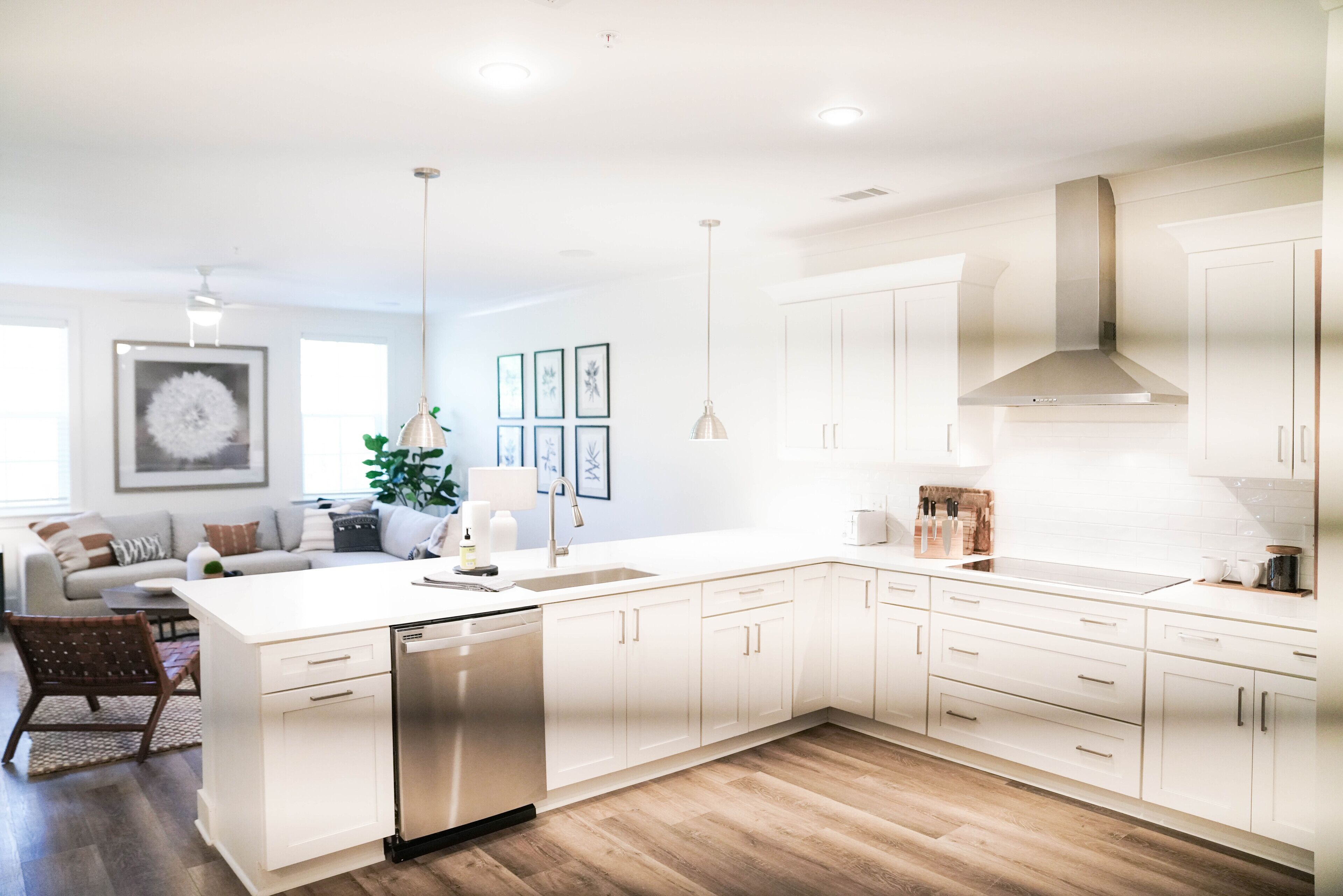 IN THE PINES! 2 BR / 2 BATH CONDO LOCATED NEAR 30A