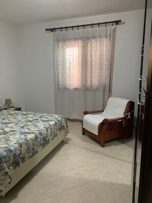 2 Schlafzimmer, Bettwäsche