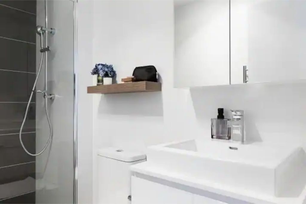 Stunning Furnished Apartment