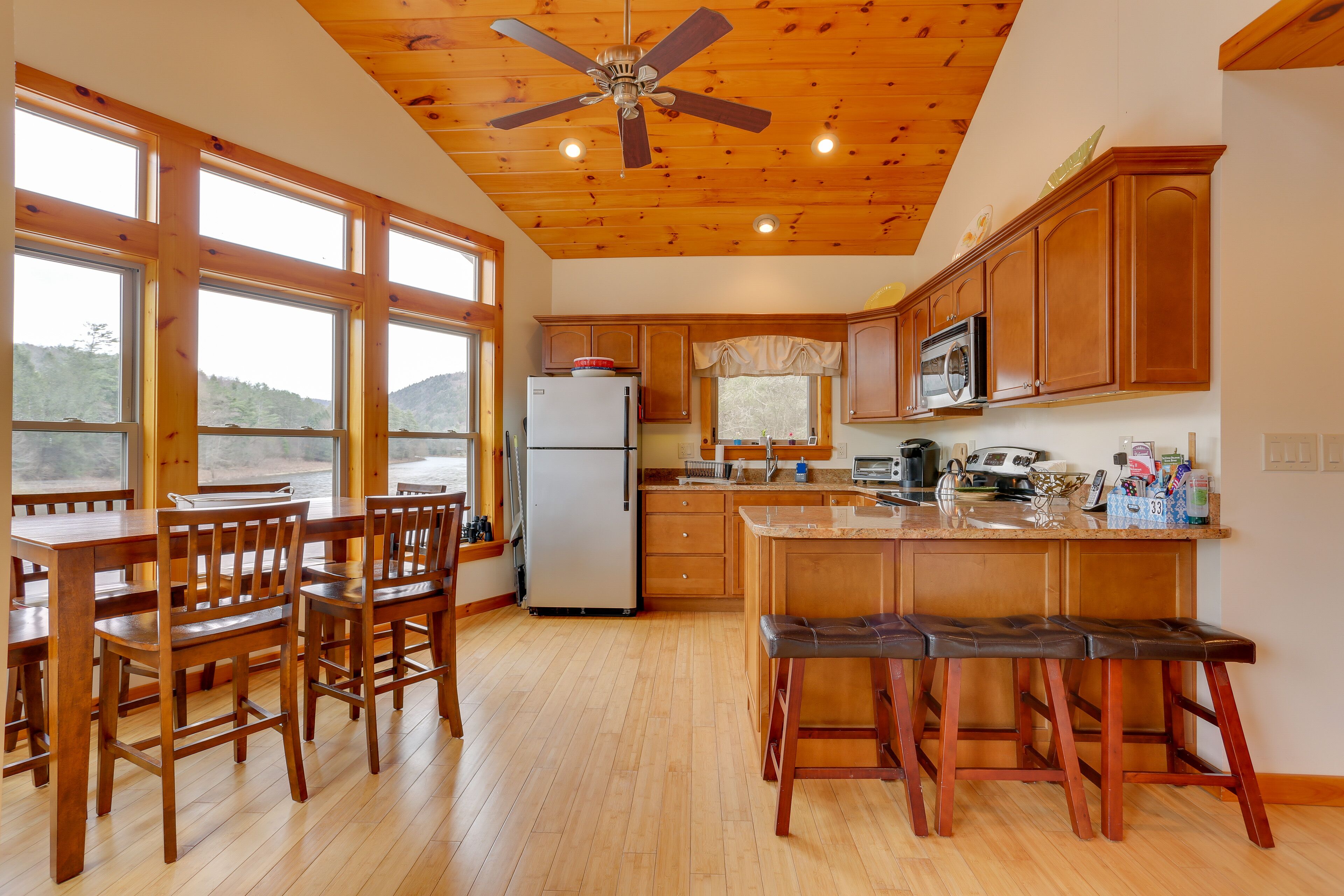 Pet-Friendly Hancock Home on the Delaware River!