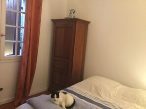 1 bedroom - House parking next to monaco (Èze)