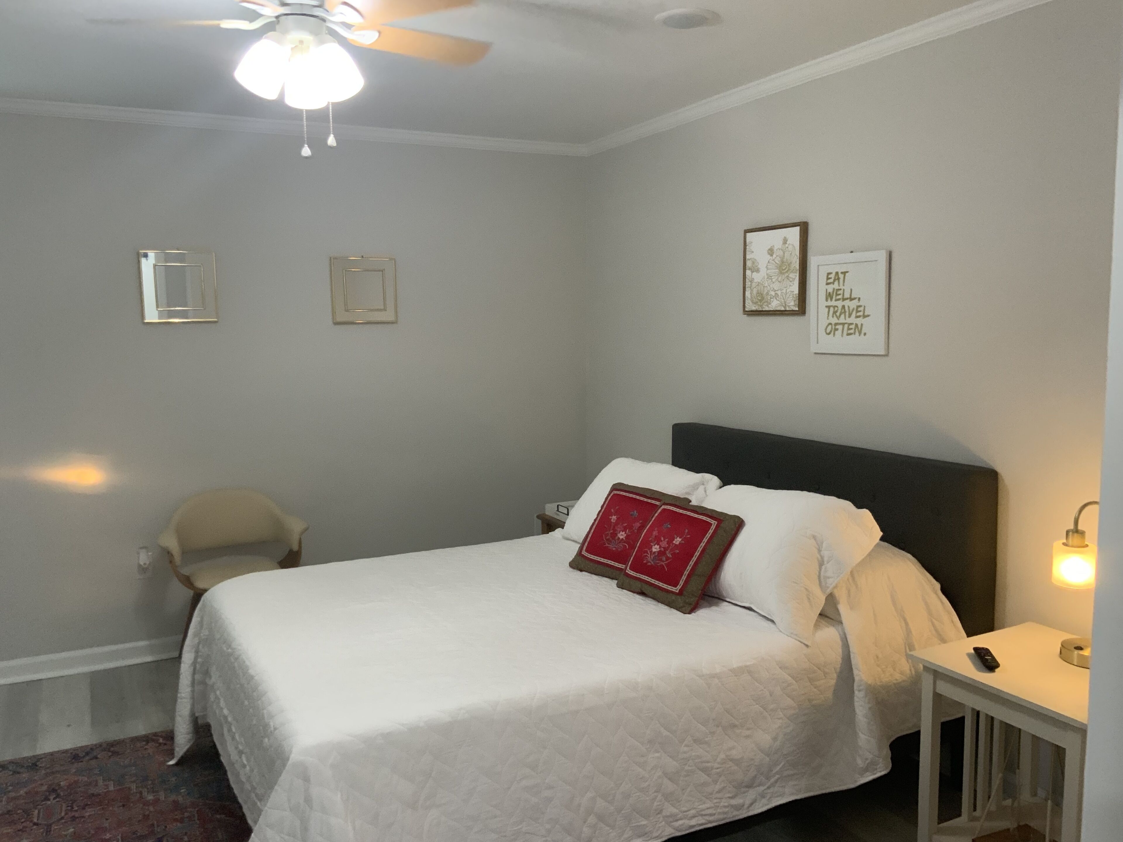 The comfy condo on the hill