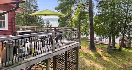 Sand Lake Oasis - Three Bedroom Cottage, Sleeps 8