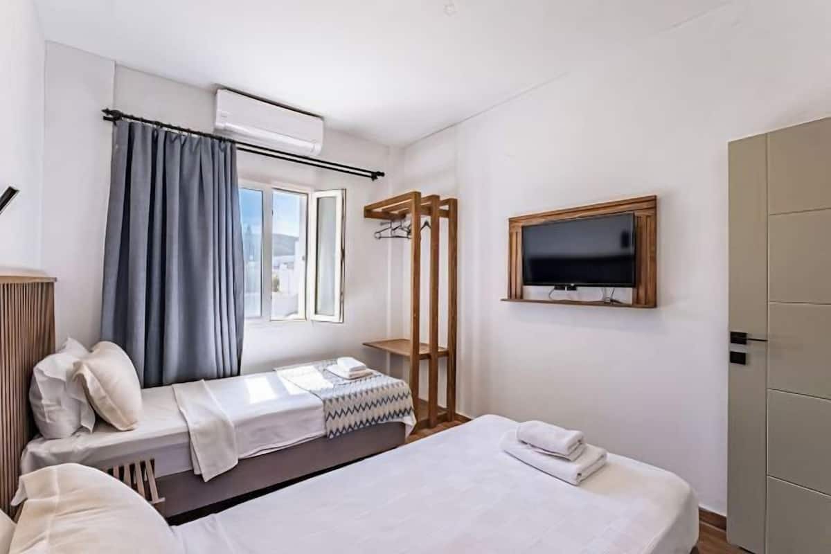 Minibar, cortinas blackout, cunas gratuitas y wifi gratis