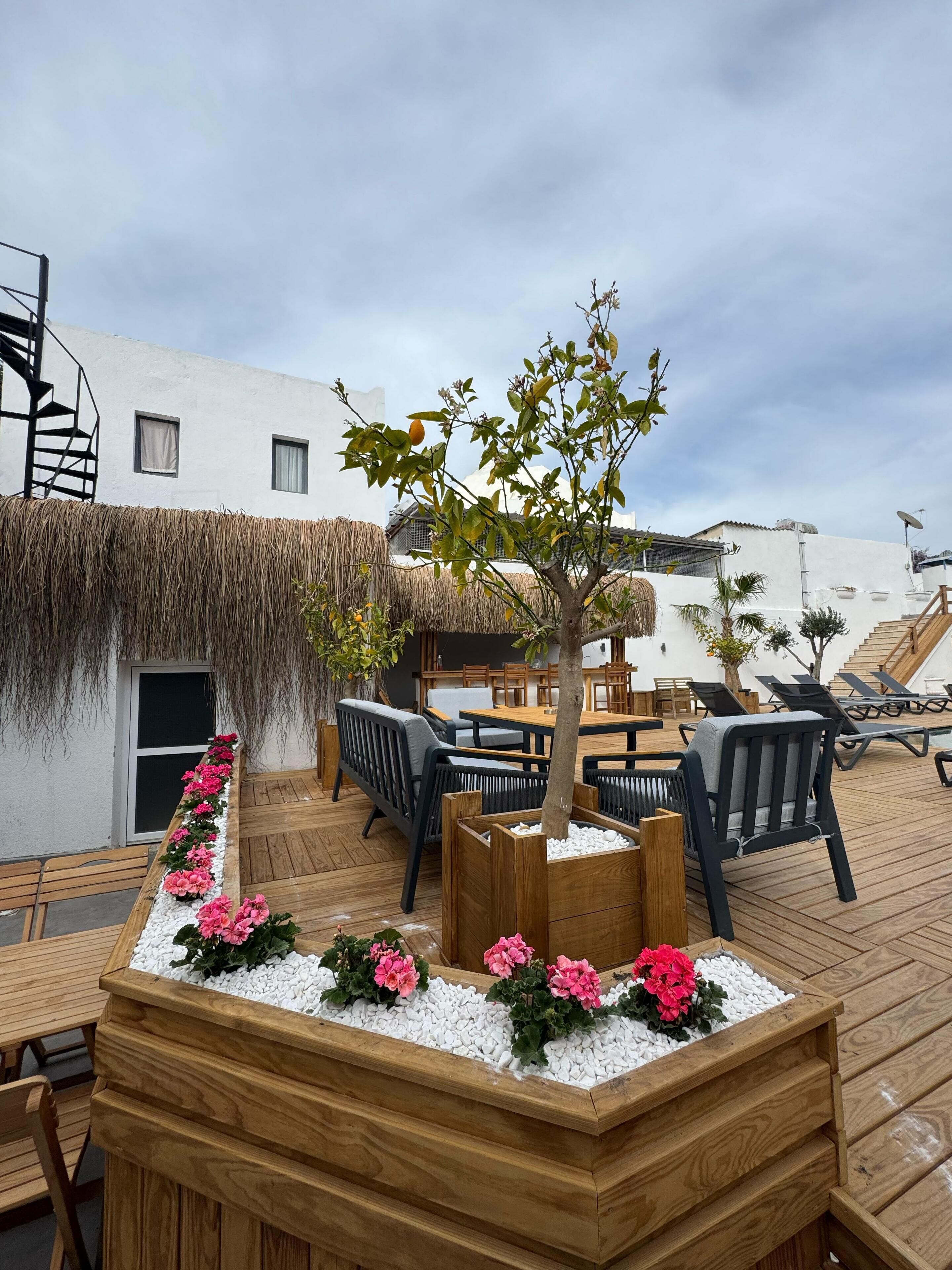 Seasonal outdoor pool