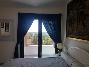 3 chambres, fer et planche Ă repasser, Wi-Fi gratuit, draps fournis