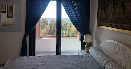 House in residence with swimming pool- 5 min from Campulongu beach