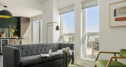 Sonder by Marriott Bonvoy Artesa Apartments West Queen West