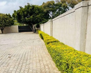 Enceinte de lâhĂ©bergement