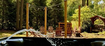 Ohiopyle/Fallingwater Stargazers Cozy Cabin Covered Hot Tub/Fire Pit / Sleeps 5