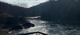 Autumn Escape Ohiopyle Hideaway: Sleeps 4 · 2BR 1BA · Hot Tub Fire Pit Grill