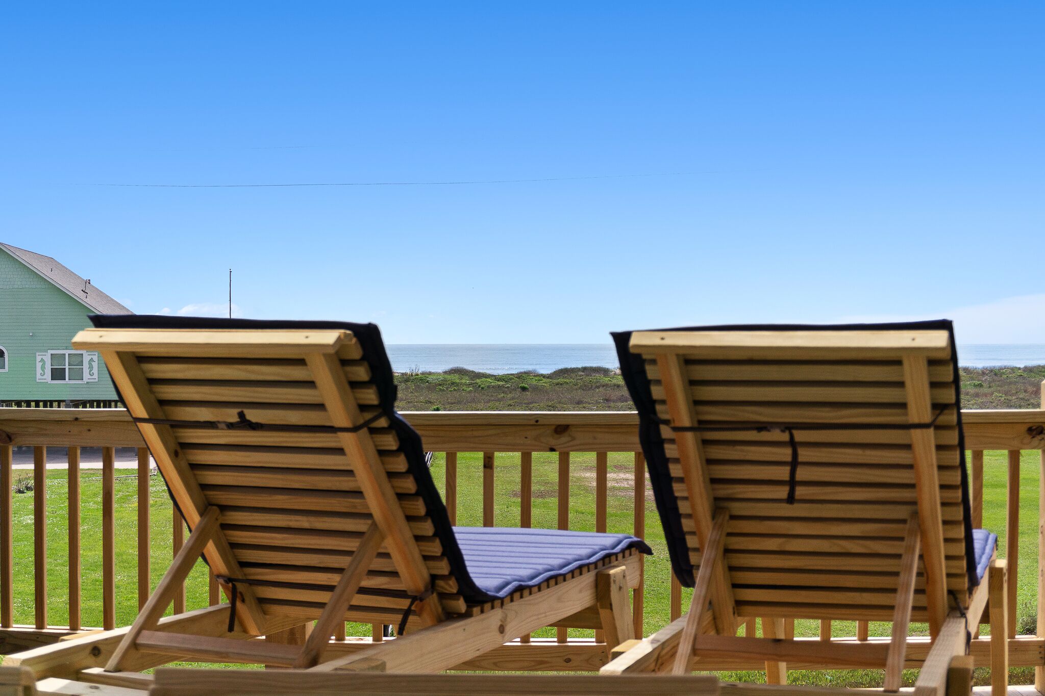 Sol Shine, Brand New! 5 BR and 3.5 BTH, Ocean View, Awesome Deck