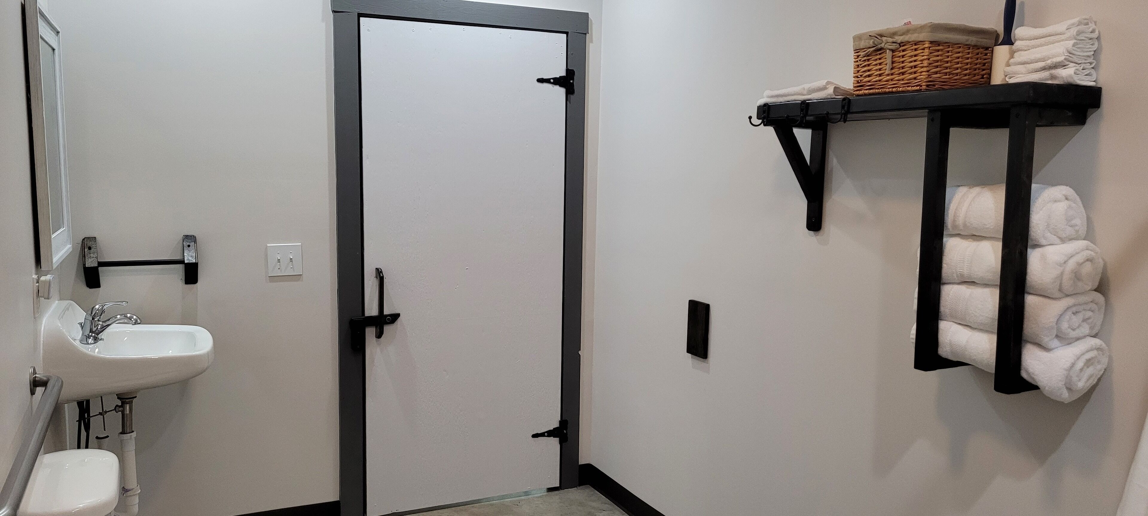 New Apartment with handicap friendly features