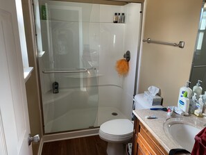 Bathroom - The Smith Haus (Brooks)