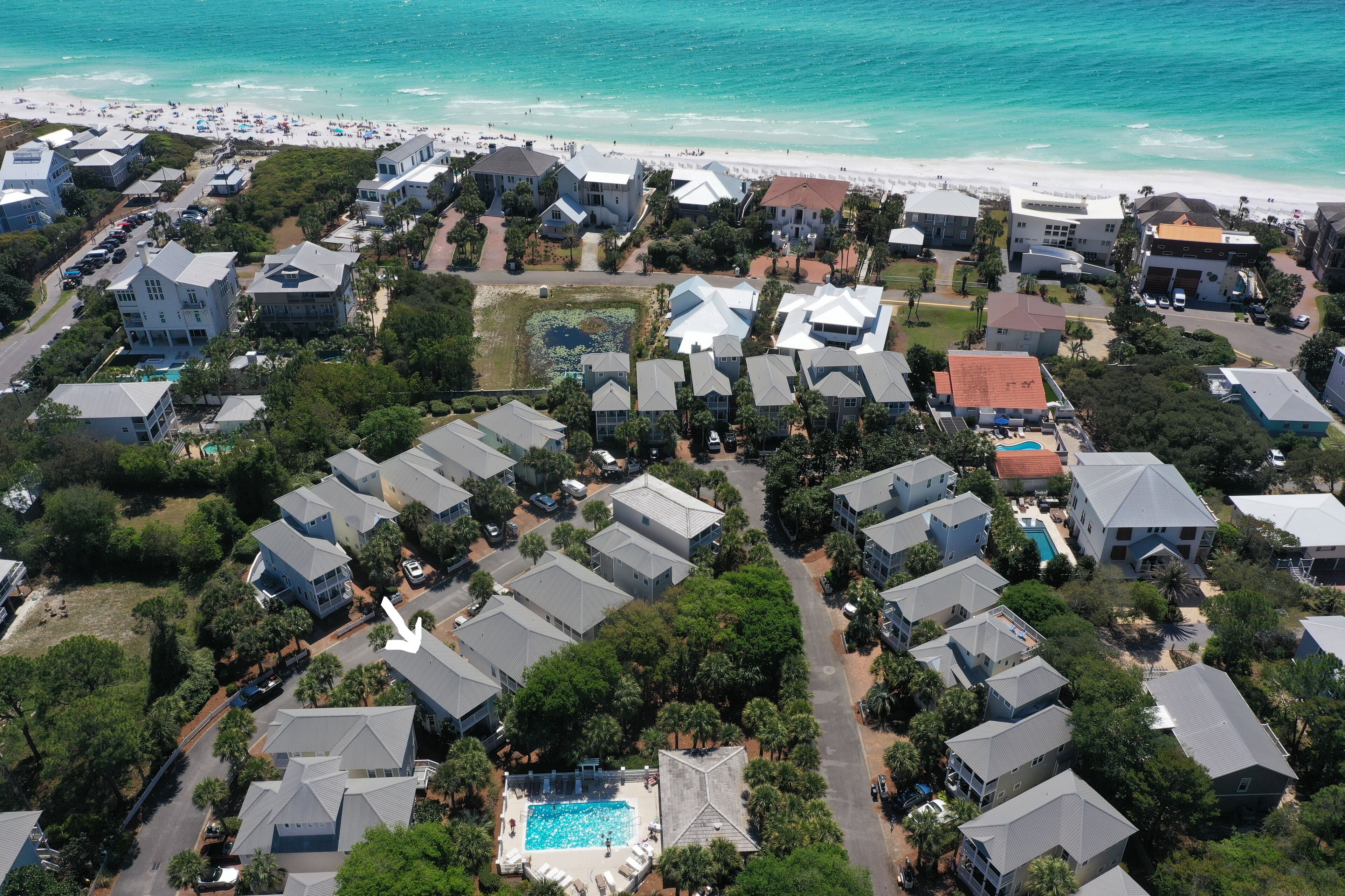 Lovely Beach Cottage Two Blocks from The Beach