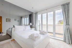Basic Apartment, 2 Double Beds