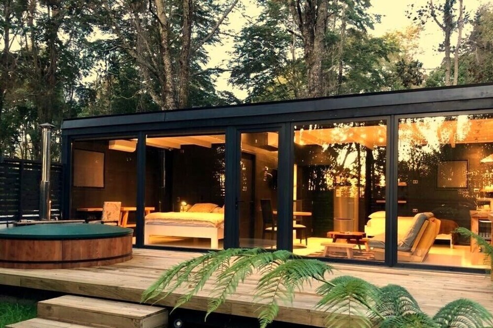 Calma Cabins