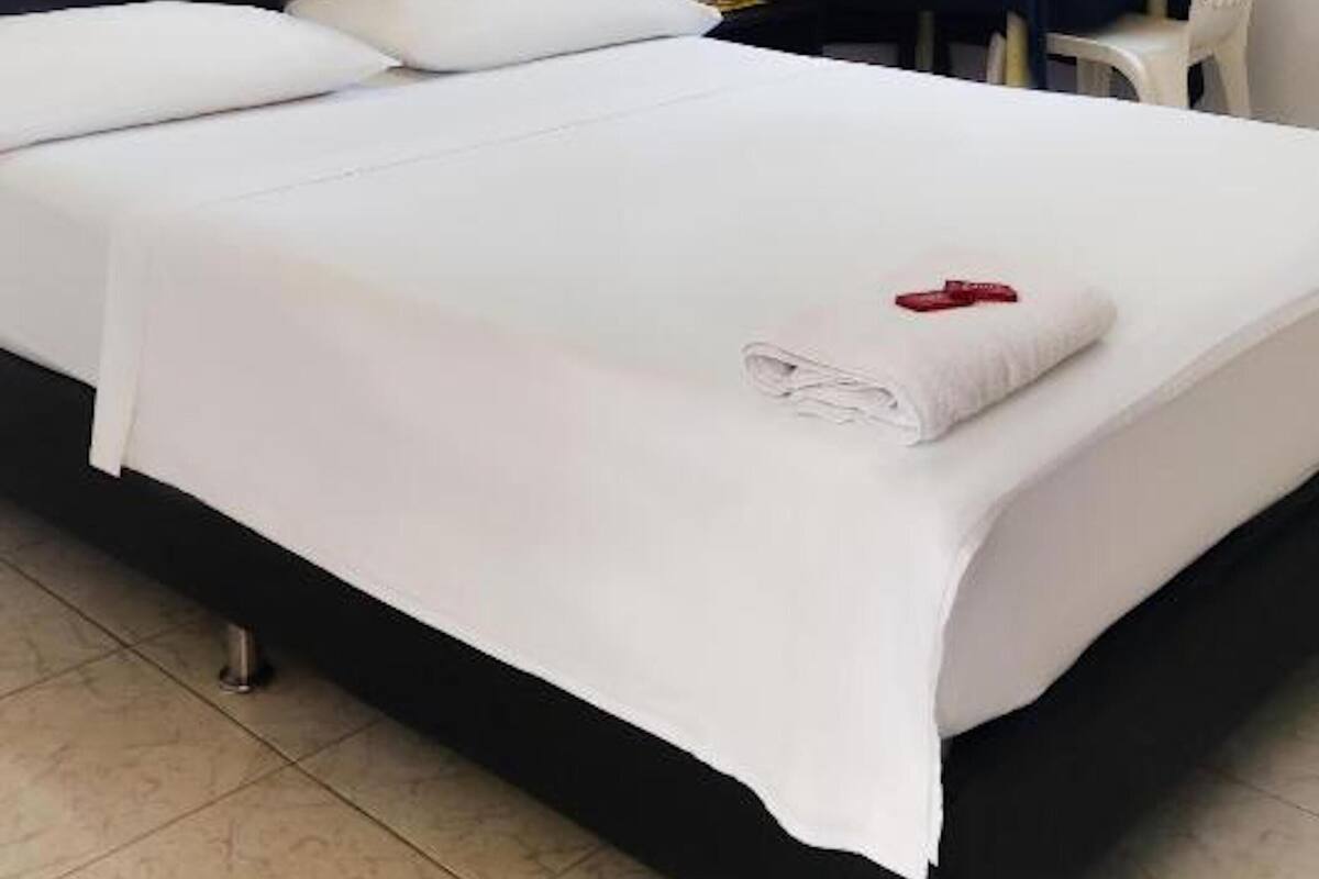 Classic Room | WiFi (free), bed sheets