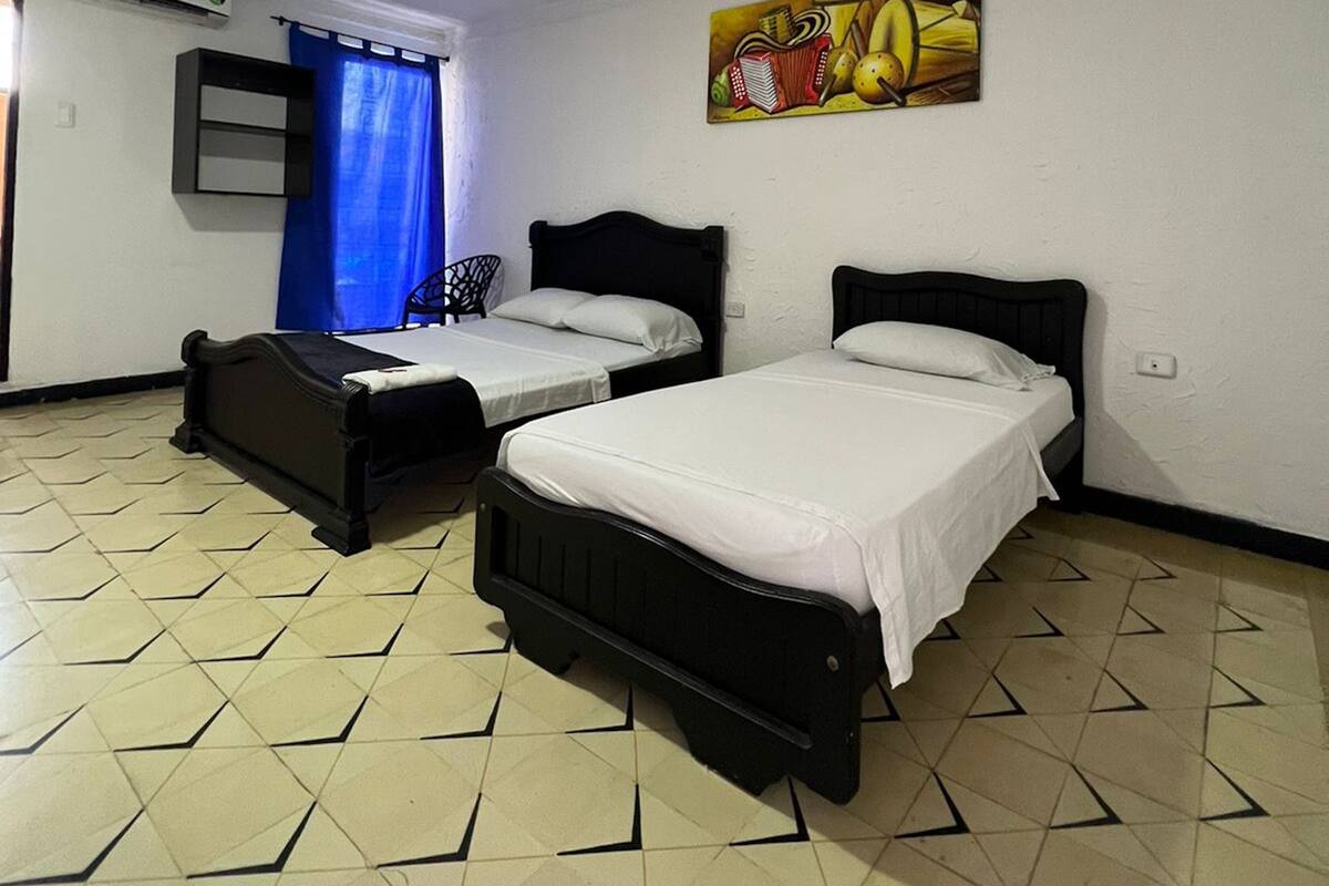 Standard Triple Room | WiFi (free), bed sheets