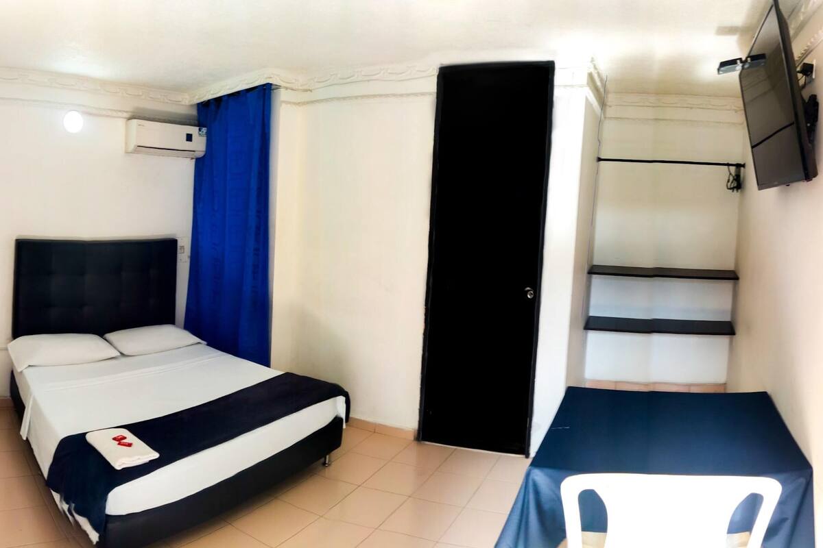 Standard Room, Air conditioning | WiFi (free), bed sheets