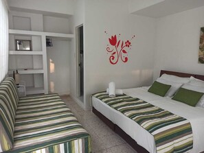 Free WiFi, bed sheets
