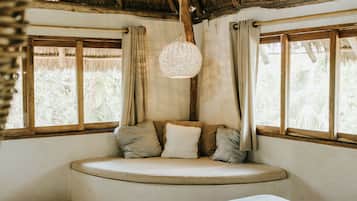 Villa | Premium bedding, in-room safe, individually decorated