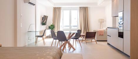 1 bedroom, desk, iron/ironing board, free WiFi