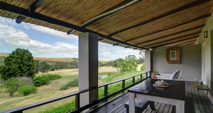 Luxury Farmhouse Room Vine Suite.