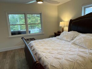 3 bedrooms, WiFi, bed sheets