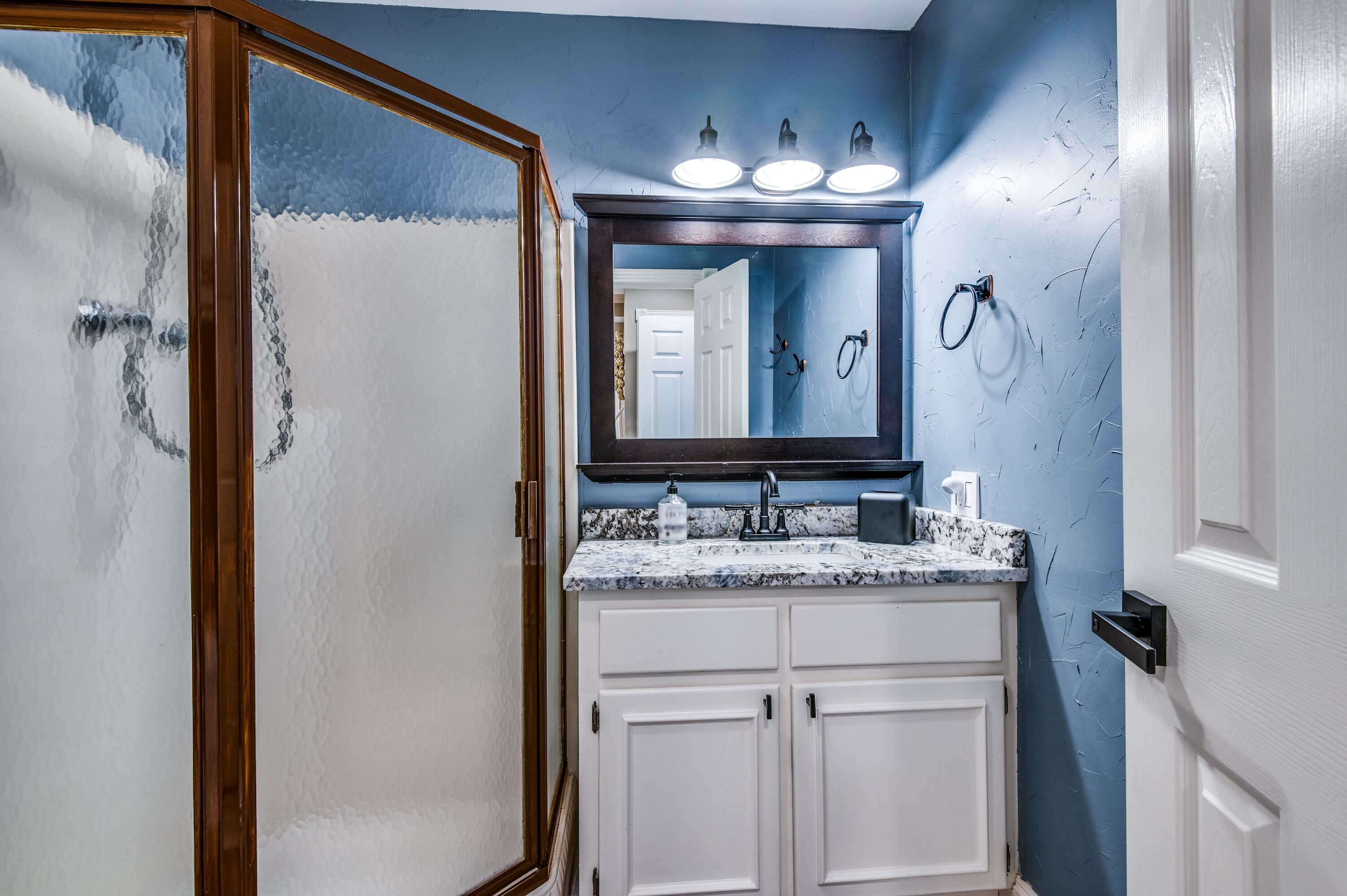 Cedar Creek Castaway