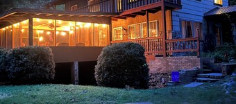 Mountain Lake House - Hot tub, fire pit, fish and swim!