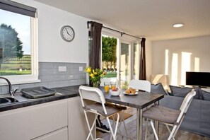 Dining - Wheal Amelia-Beautifully Fitted Wooden Lodge (Wendron)