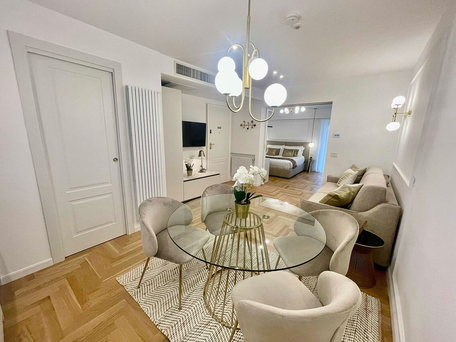 Superior Suite, 1 Bedroom, Non Smoking | Living area