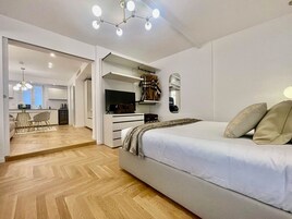 Superior Suite, 1 Bedroom, Non Smoking | 1 bedroom, premium bedding, down comforters, memory foam beds