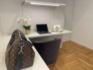 Suite Deluxe, 1 habitación, para no fumadores | 1 habitación, ropa de cama de alta calidad y edredón 