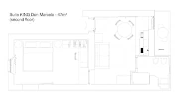A floor plan of Suite KING Don Marcelo, 47m², on the second floor. It includes a large bedroom, a bathroom, a balcony, and a small sitting area.