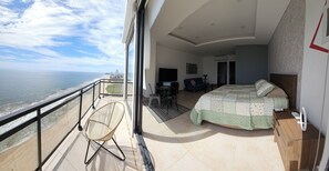 1 Schlafzimmer, Schreibtisch, Bügeleisen/Bügelbrett, Reisekinderbett