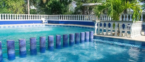 Outdoor pool, pool loungers