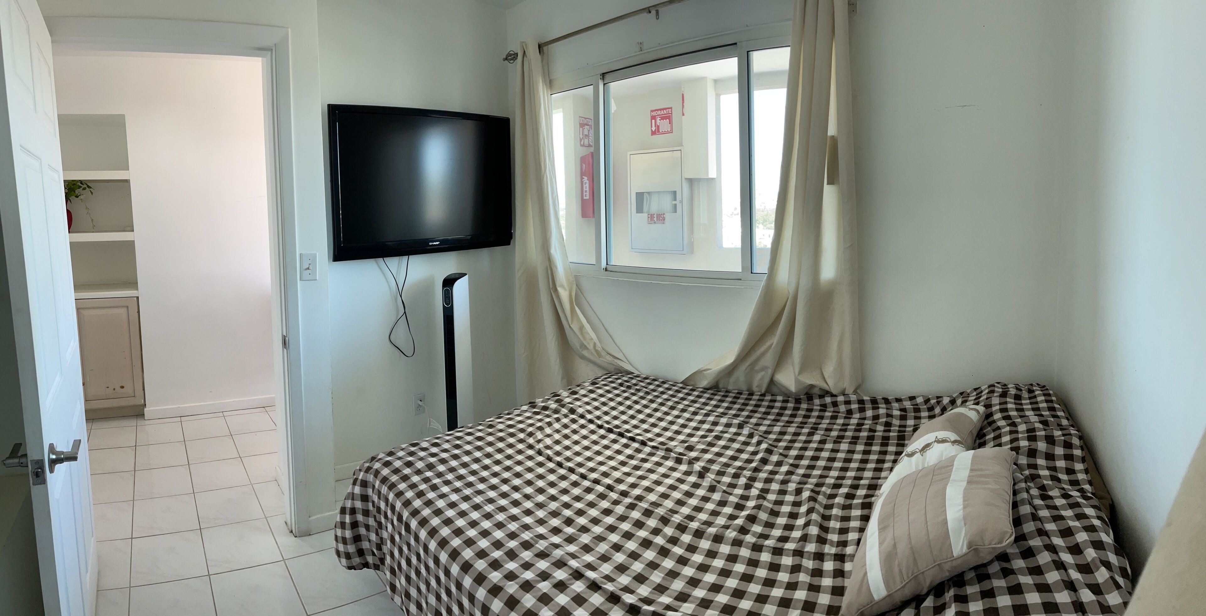 Beachfront Penthouse in downtown Rosarito Beach