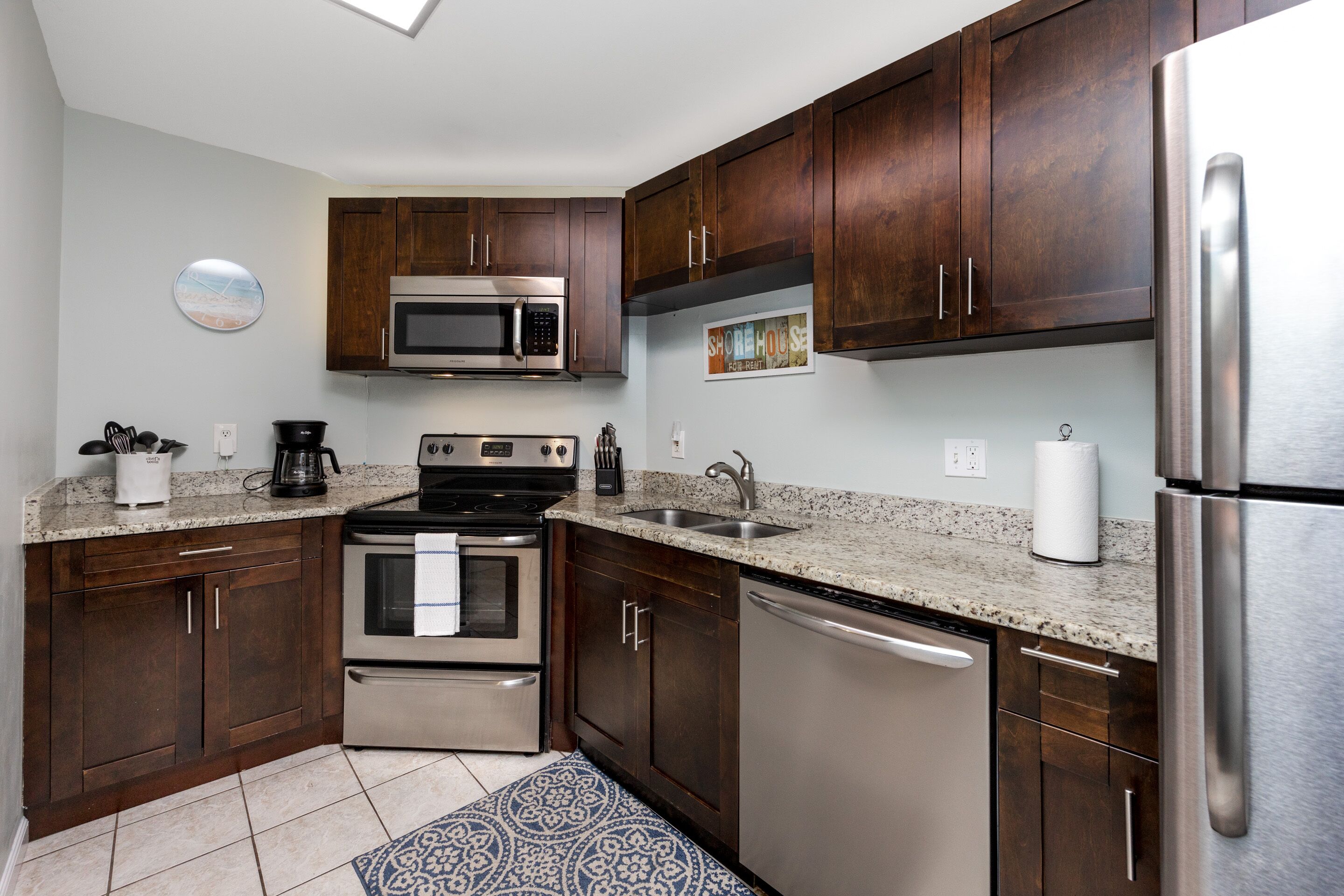 Intercostal Living 1/1 Condo|10 mins to Beach|Pool