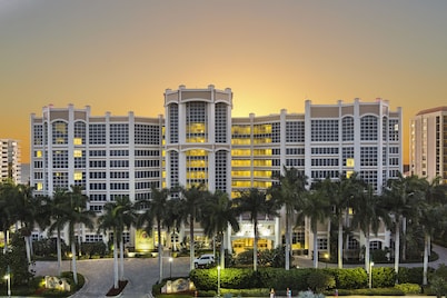 Marco Beach Ocean Suites